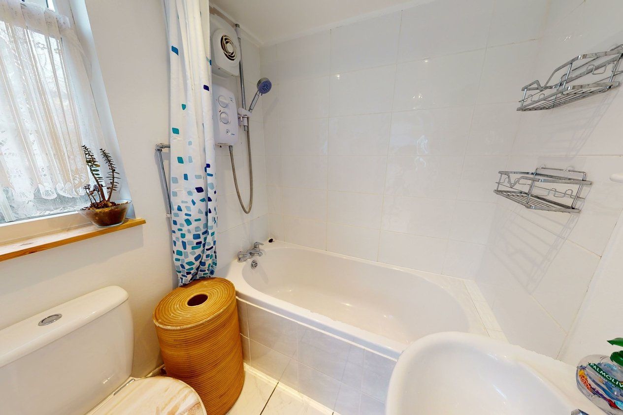 Properties Sold in Copinger Close Canterbury