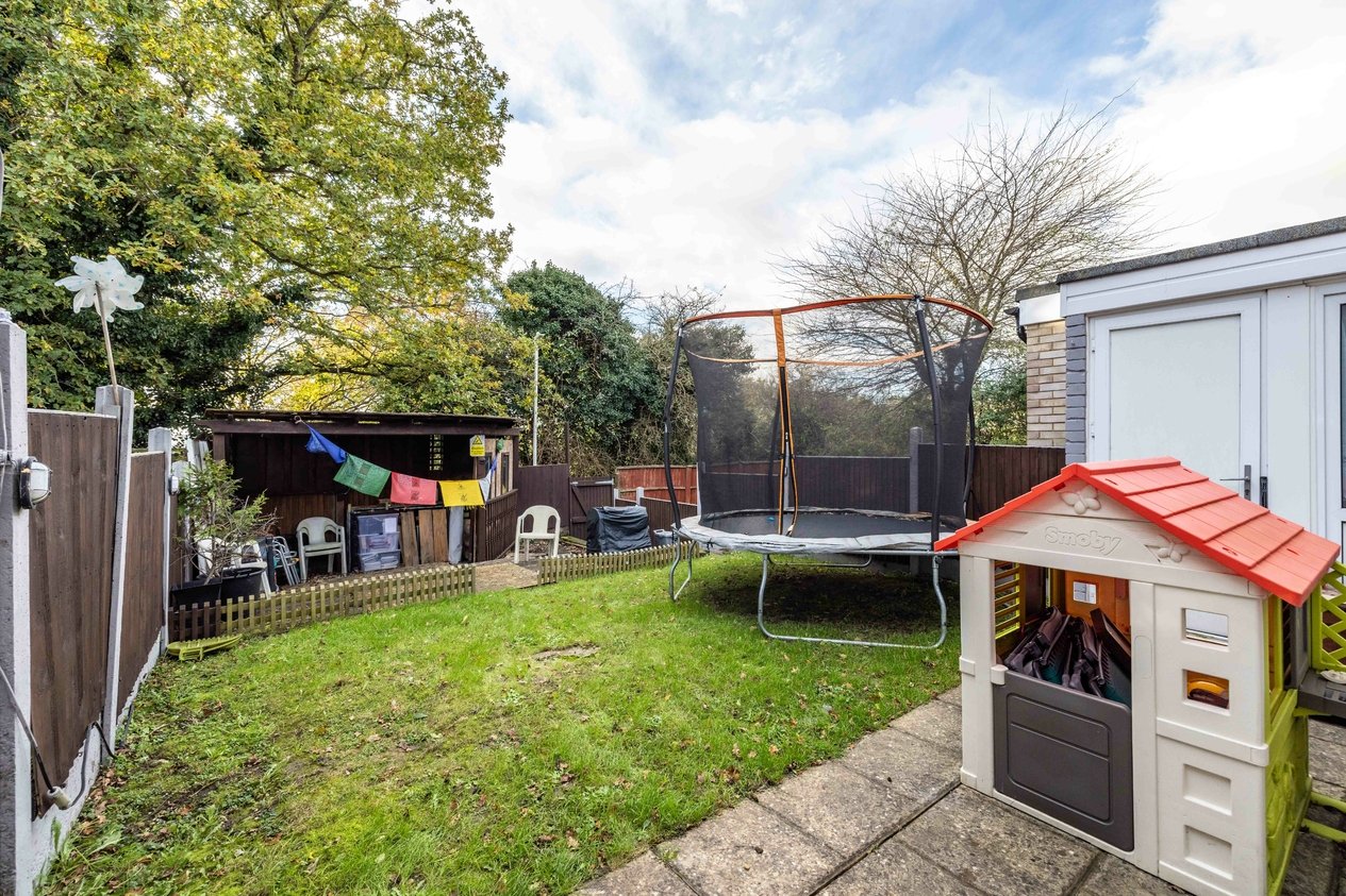 Properties Sold in Copinger Close Canterbury