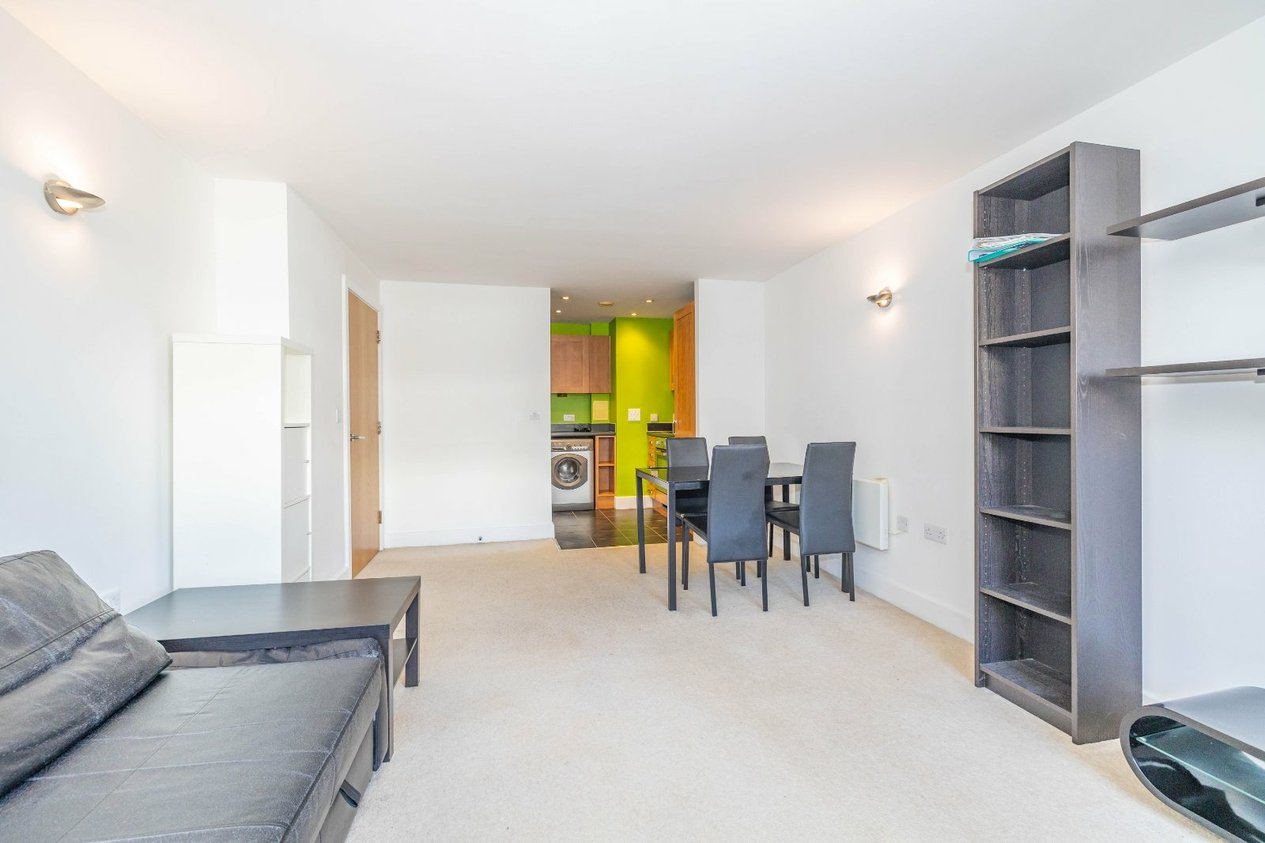 Properties For Sale in Copperfield Court New Dover Road