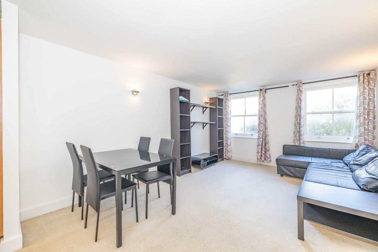Properties For Sale in Copperfield Court New Dover Road