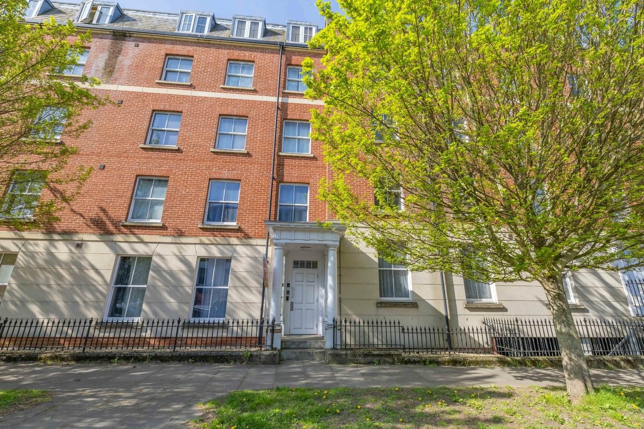 Properties For Sale in Copperfield Court New Dover Road
