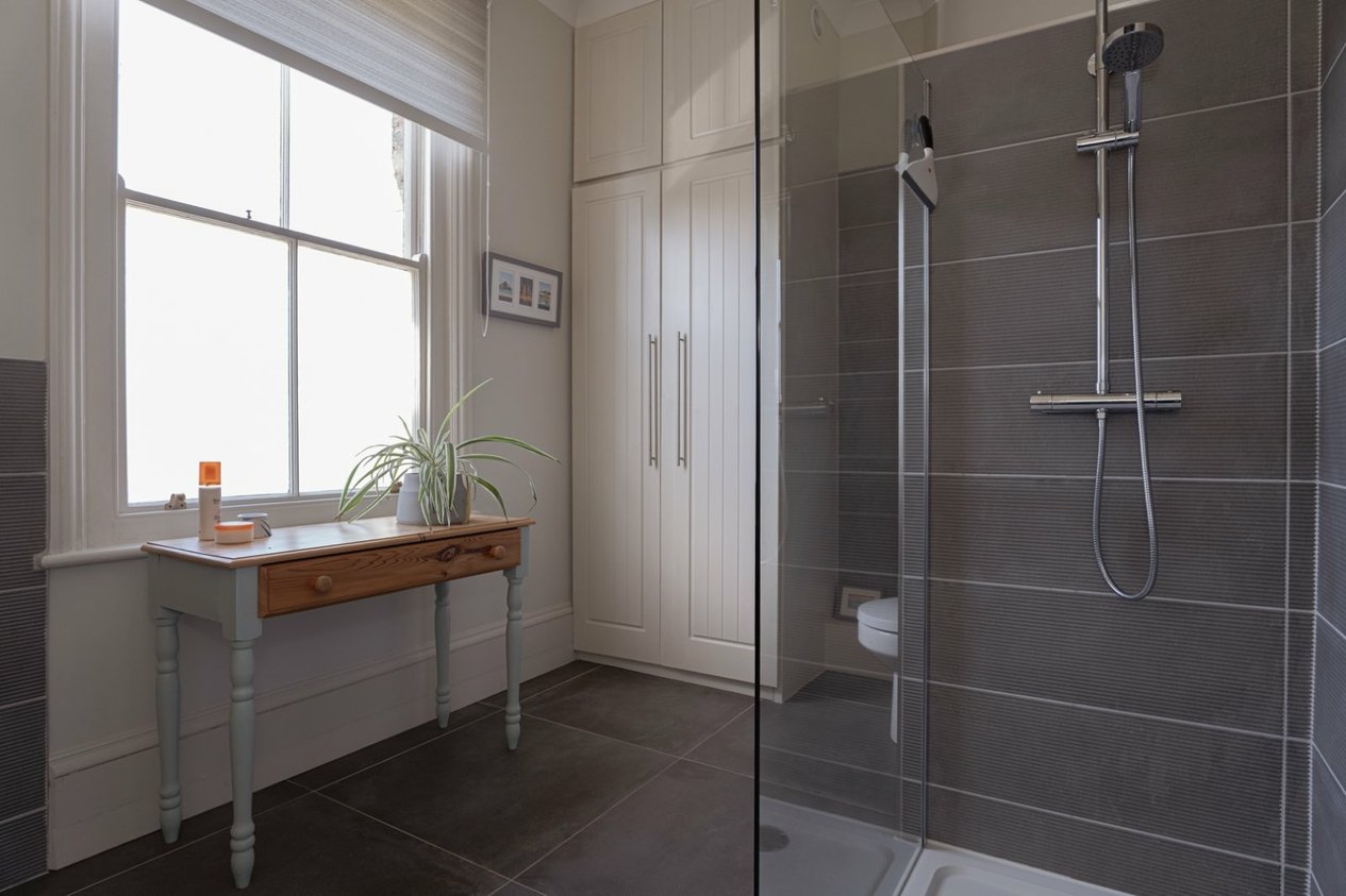Properties Under Offer in Cornwall Gardens Cliftonville