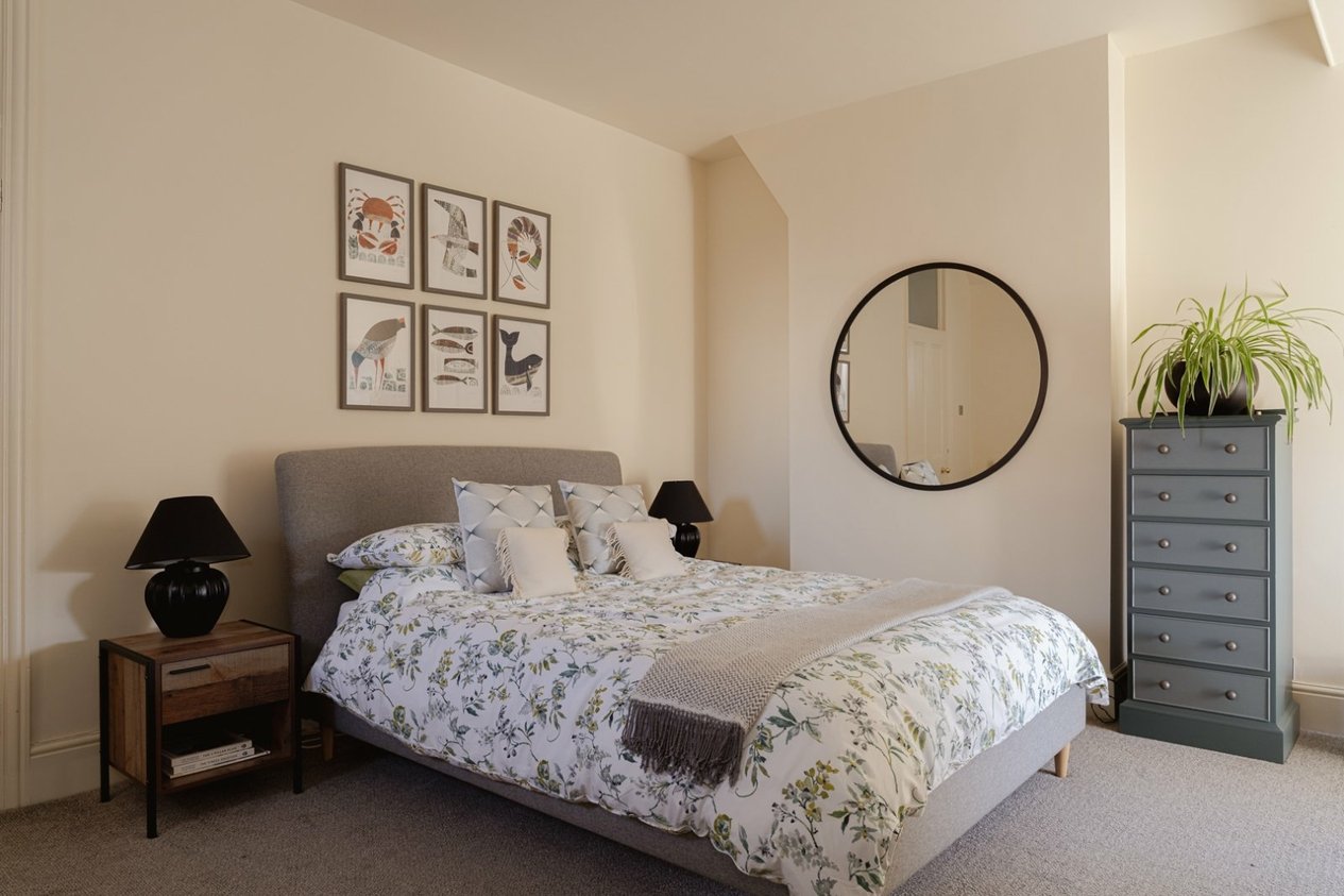 Properties Under Offer in Cornwall Gardens Cliftonville