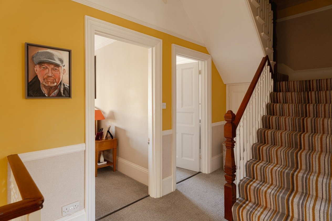 Properties Under Offer in Cornwall Gardens Cliftonville