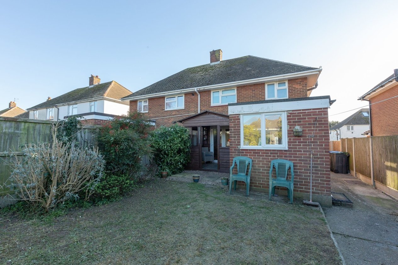 Properties For Sale in Coronation Close  Broadstairs