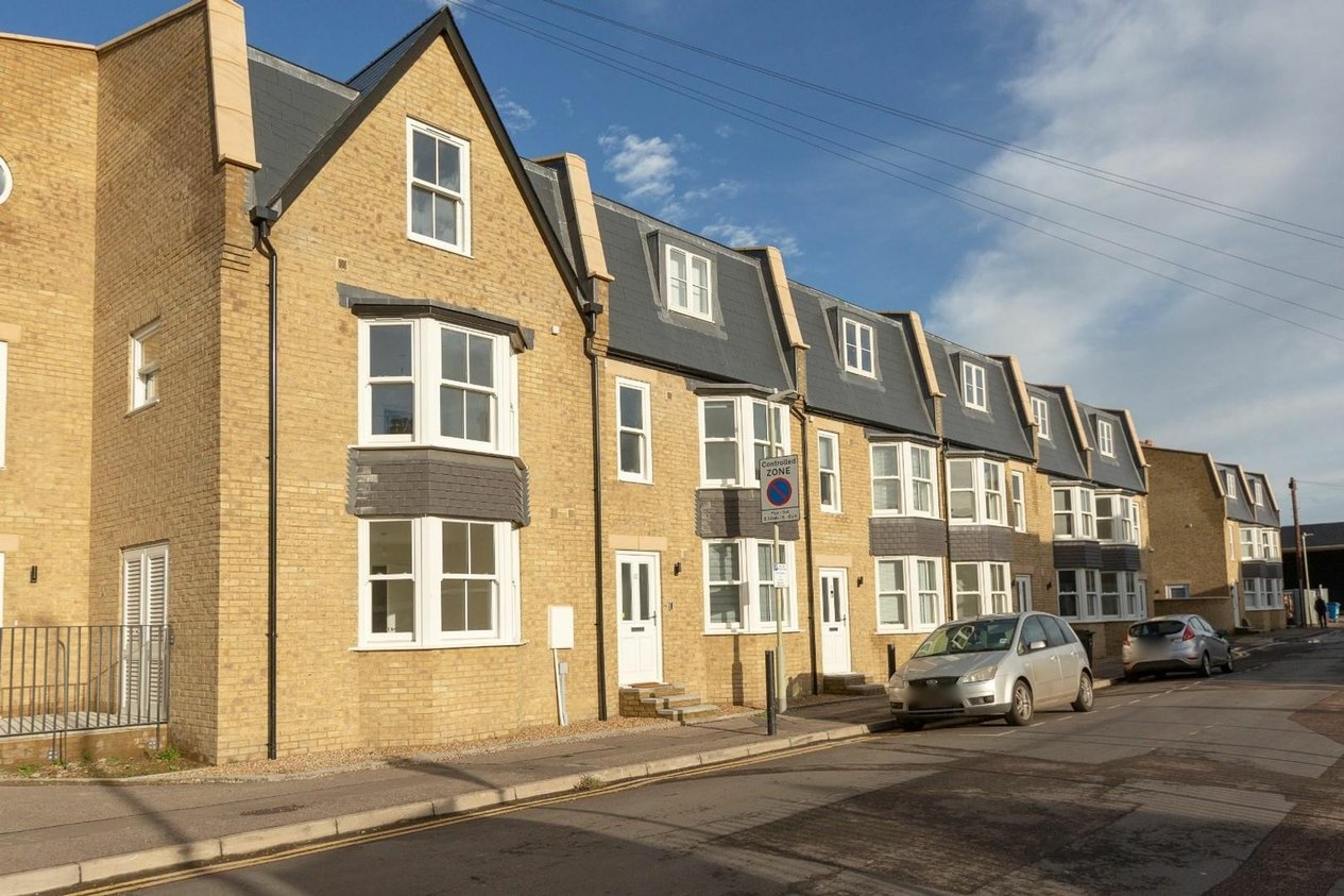 Properties Sold Subject To Contract in *SHOW HOME* 18 Hanover Street  Herne Bay