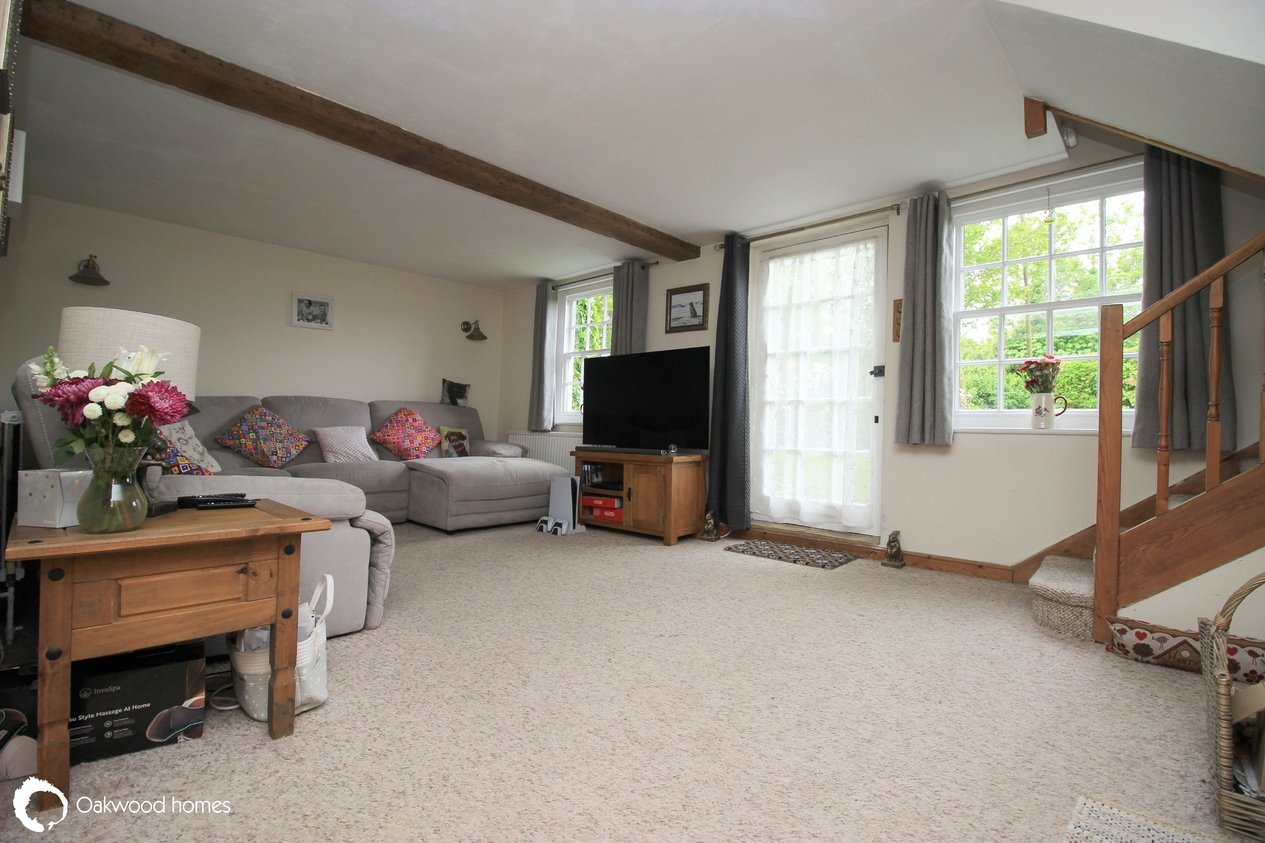 Properties For Sale in Court Cottages, Ramsgate Road 