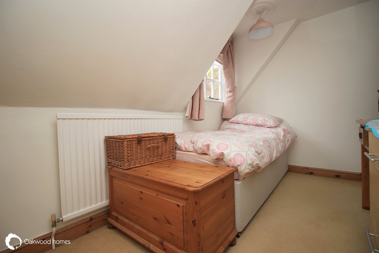 Properties For Sale in Court Cottages, Ramsgate Road 