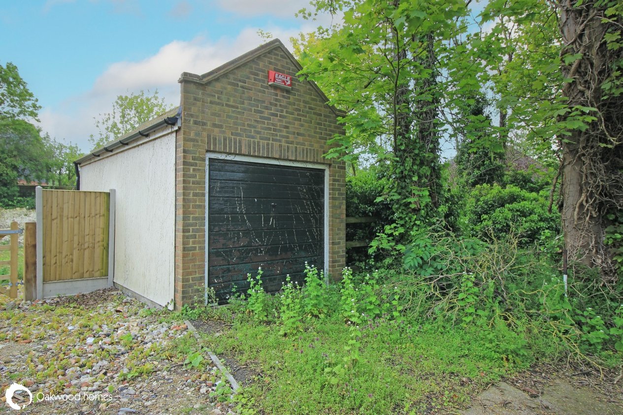 Properties For Sale in Court Cottages, Ramsgate Road 