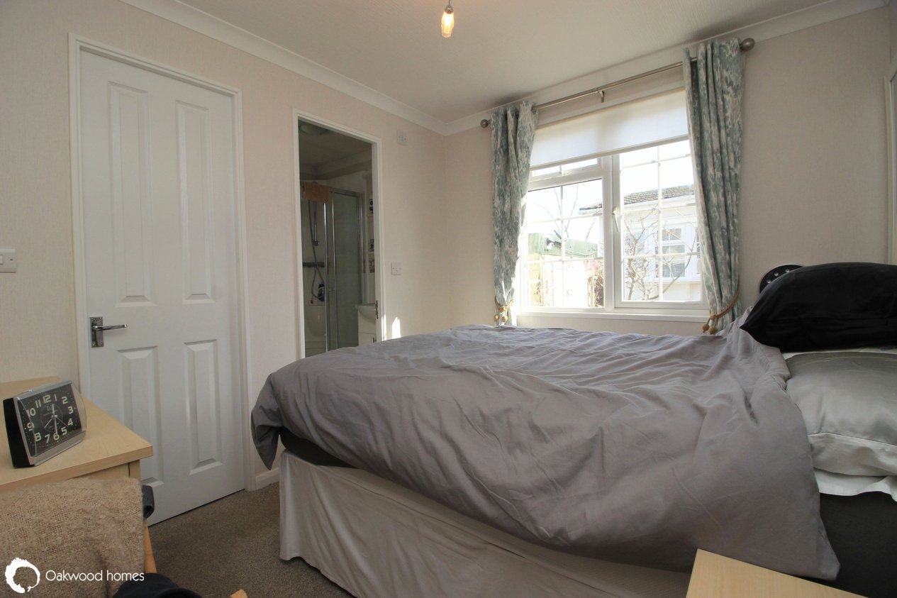 Properties Sold Subject to Contract in Court Mount 