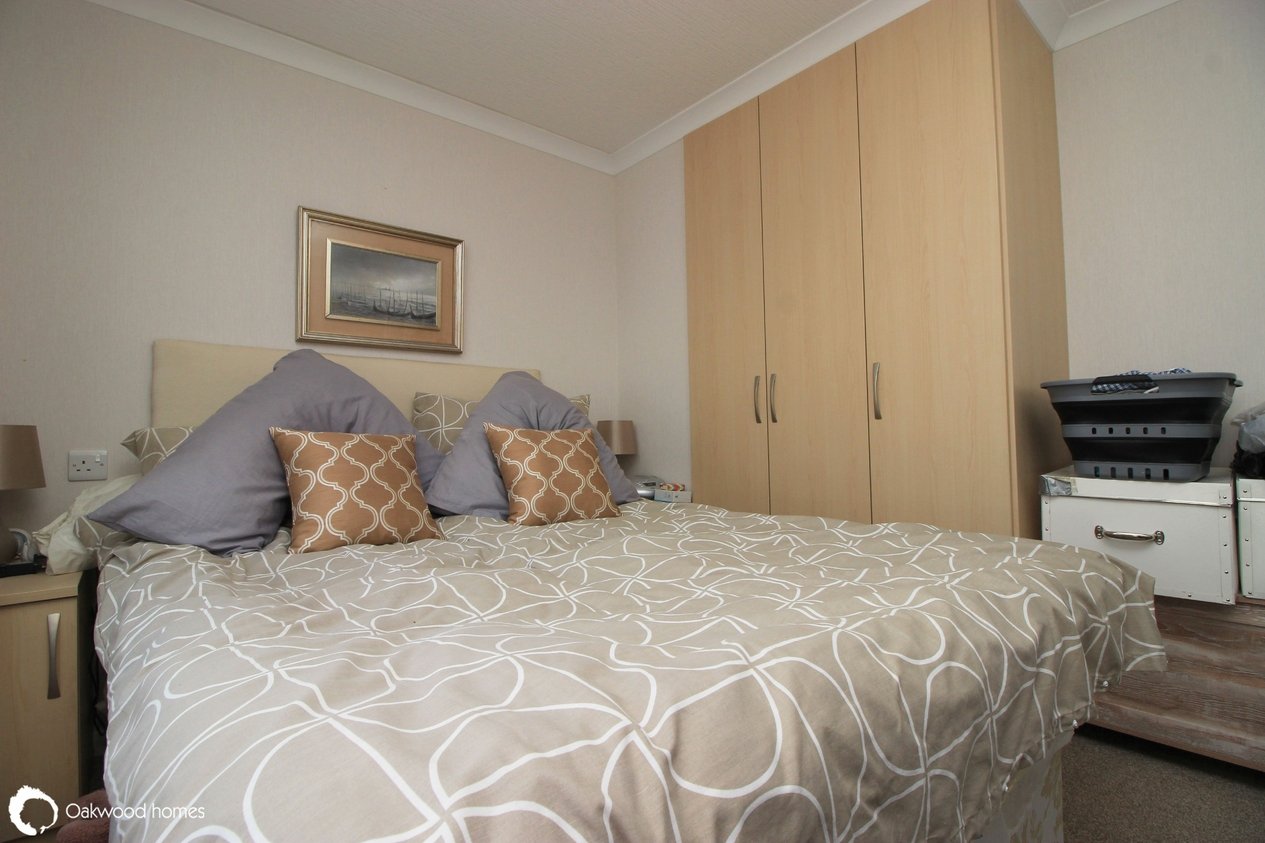 Properties Sold Subject to Contract in Court Mount 
