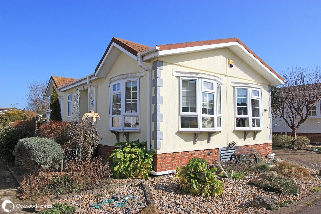 Properties Sold Subject to Contract in Court Mount 
