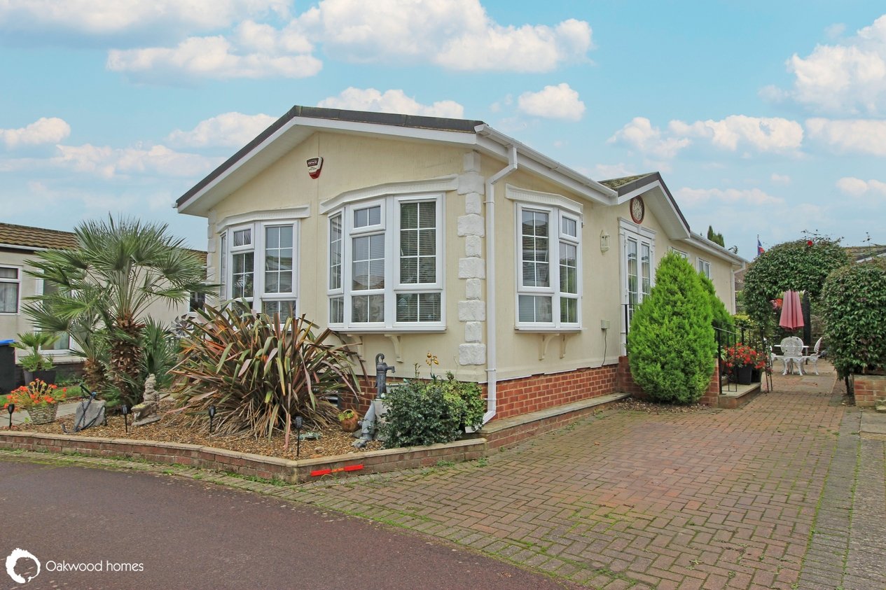Properties For Sale in Court Mount 