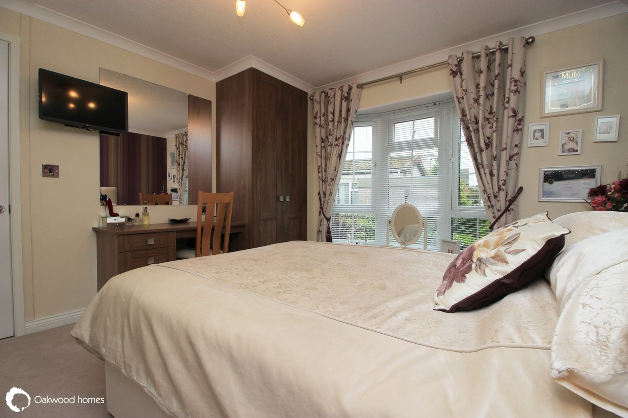 Properties For Sale in Court Mount 