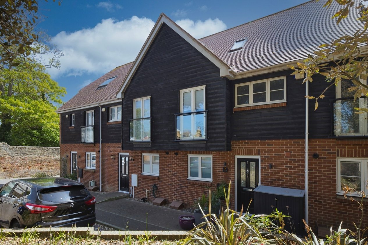 Properties For Sale in Court Stairs Mews Ramsgate