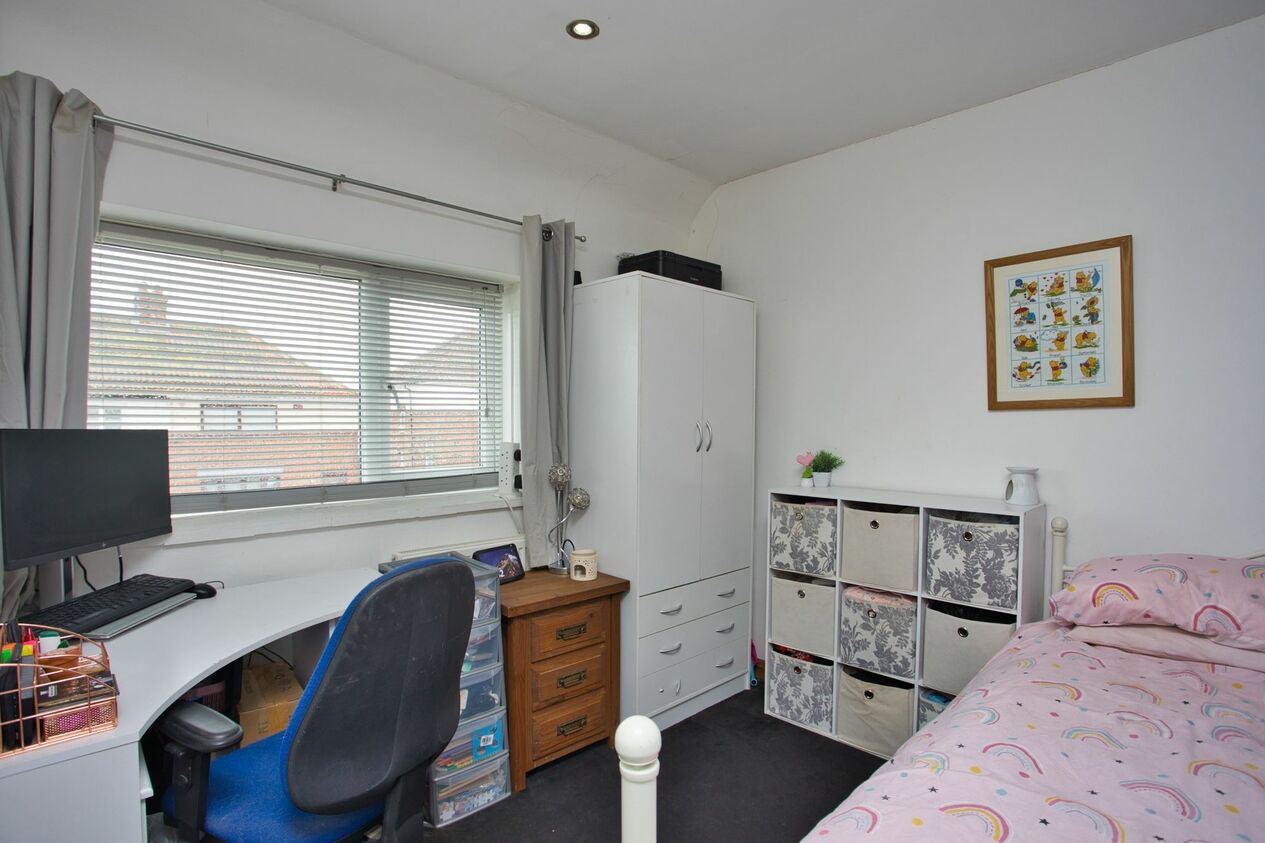 Properties For Sale in Cowdray Square  Deal