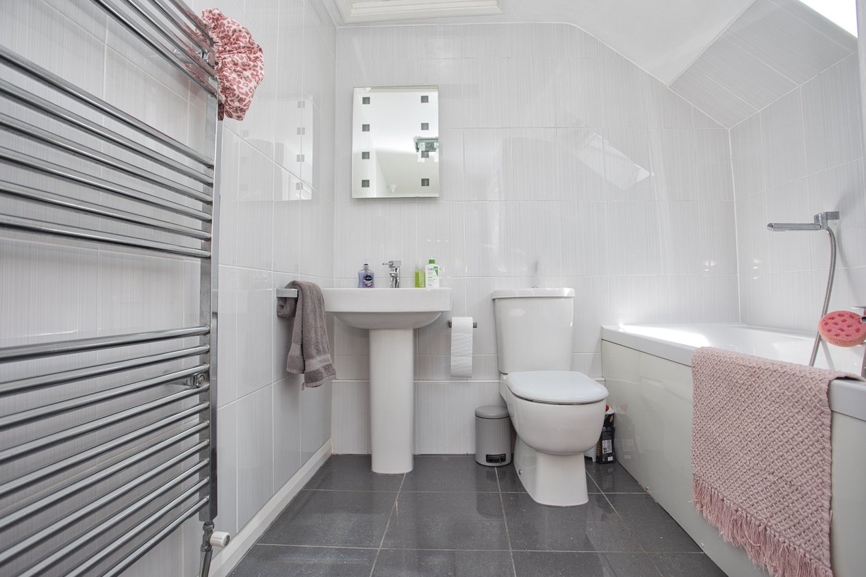 Properties For Sale in Cowper Road River