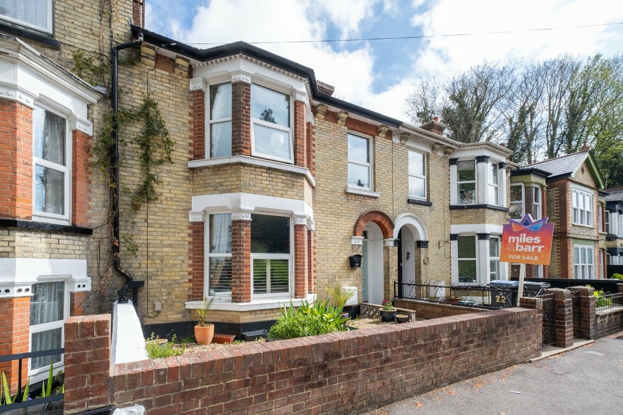 Properties For Sale in Crabble Avenue Dover