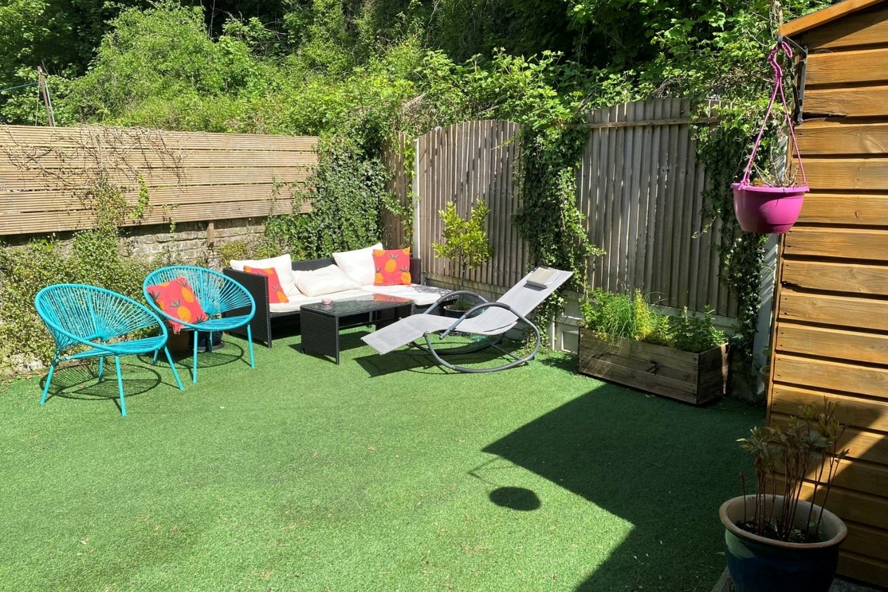 Properties For Sale in Crabble Avenue Dover