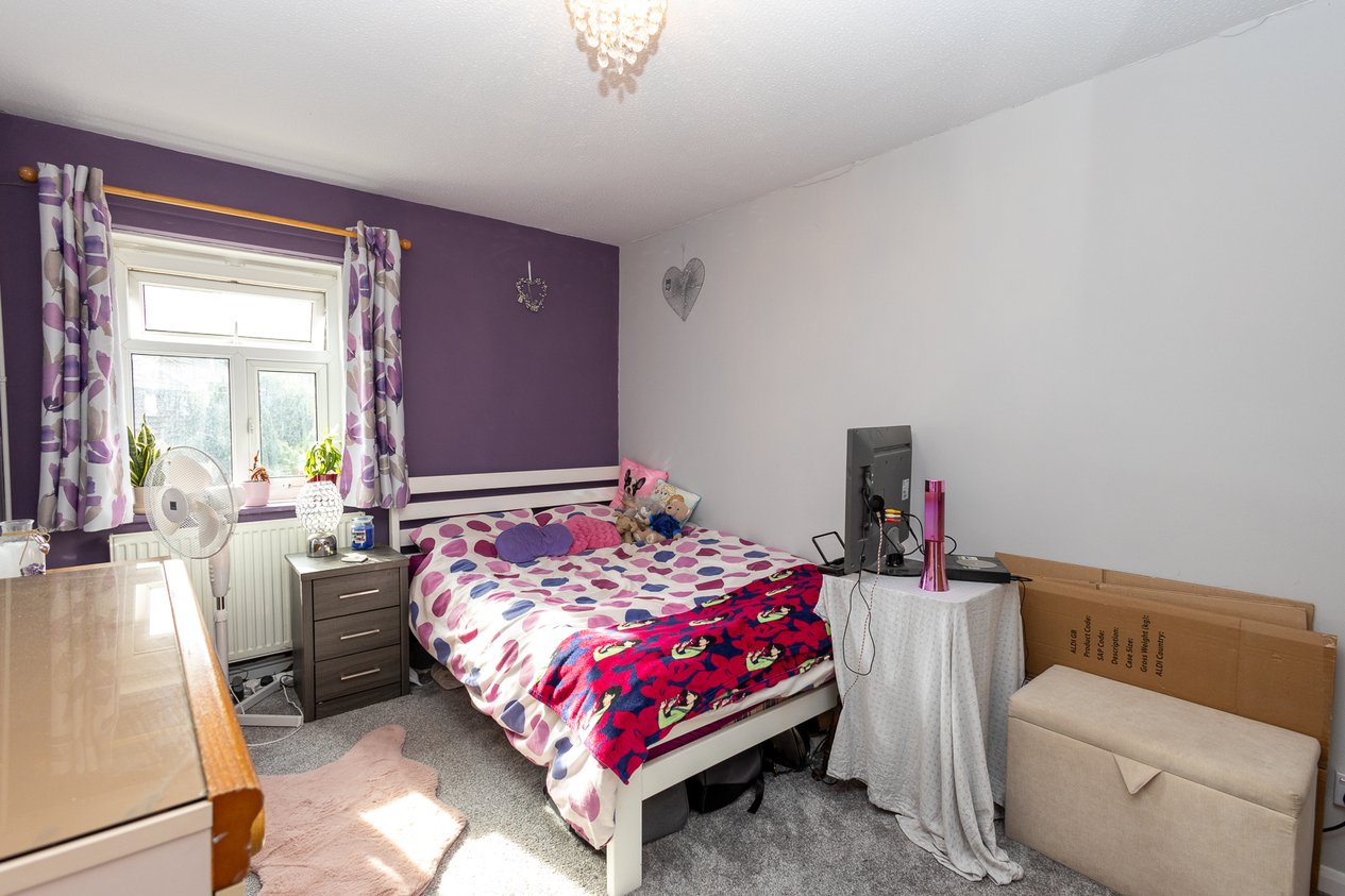 Properties For Sale in Craddock Road Canterbury