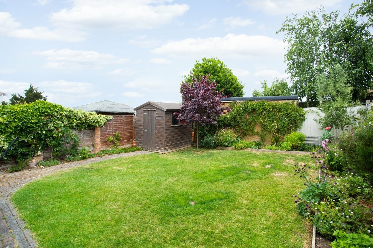 Properties For Sale in Cranleigh Gardens Whitstable