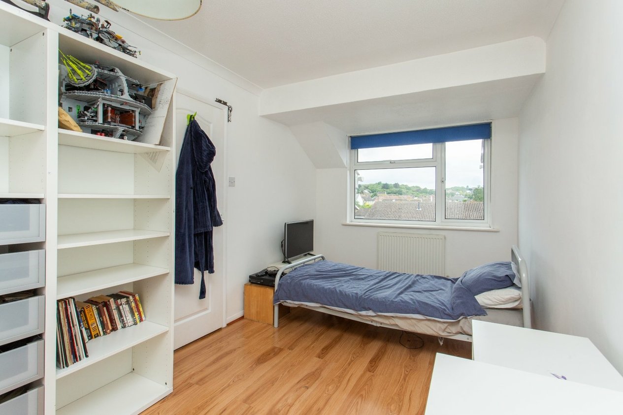 Properties For Sale in Cranleigh Gardens Whitstable