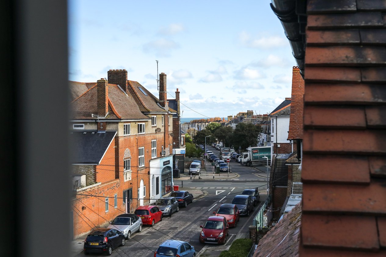 Properties Under Offer in Crawford Gardens Margate