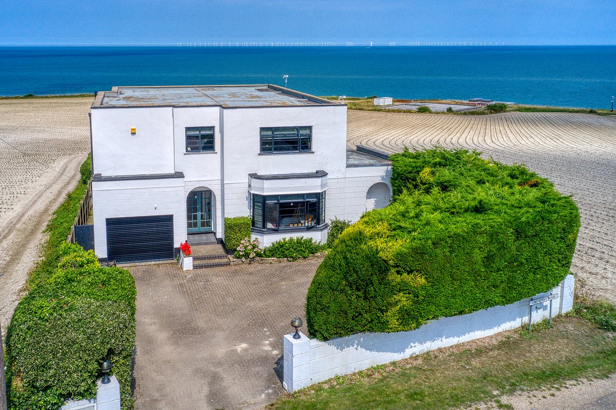 Properties Under Offer in Crescent Road Broadstairs