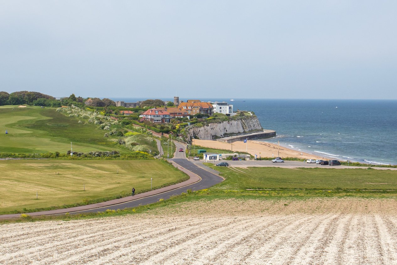 Properties Under Offer in Crescent Road Broadstairs