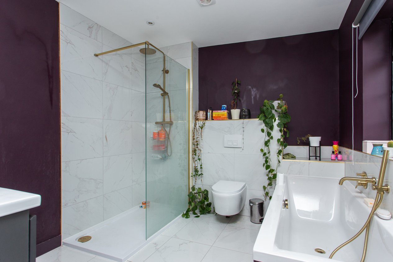 Properties Under Offer in Crescent Road Broadstairs