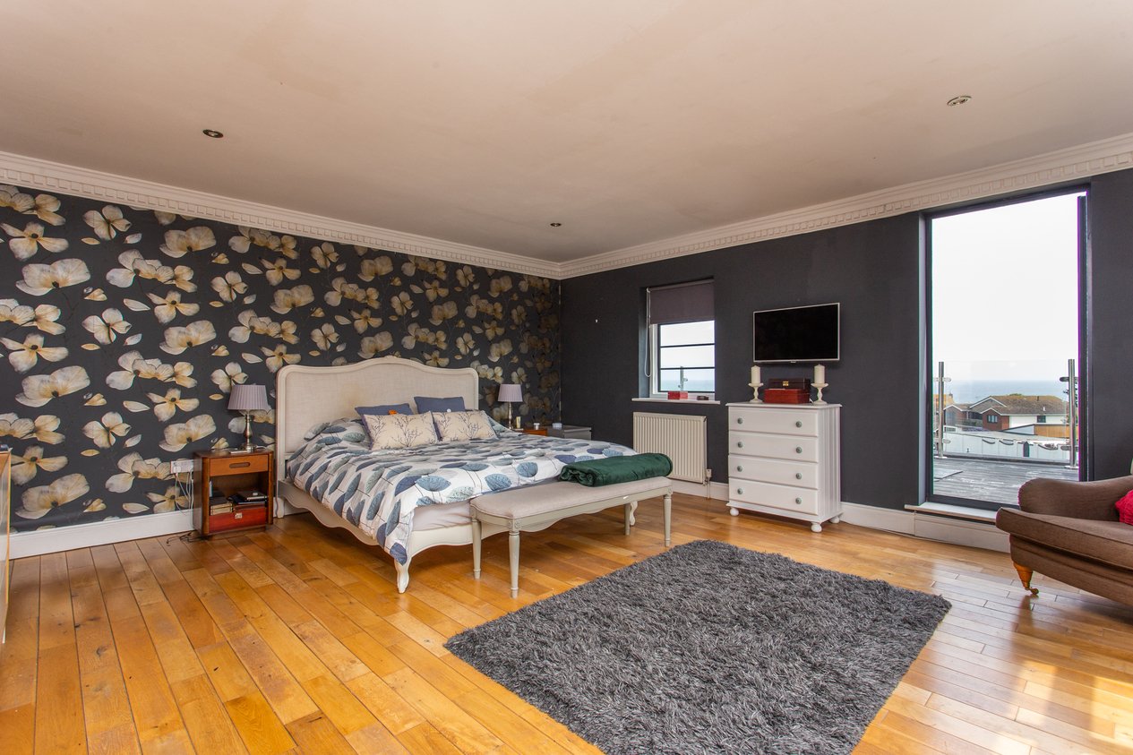 Properties Under Offer in Crescent Road Broadstairs