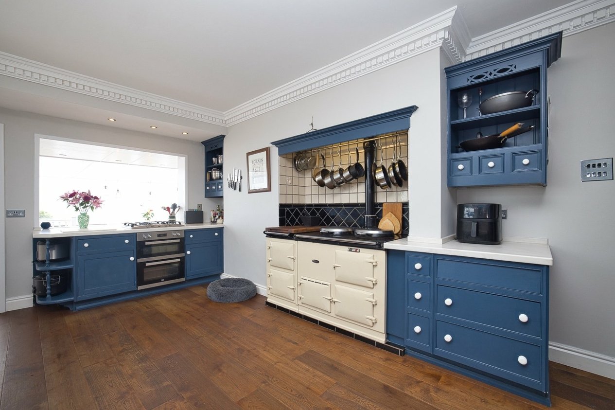 Properties Under Offer in Crescent Road Broadstairs