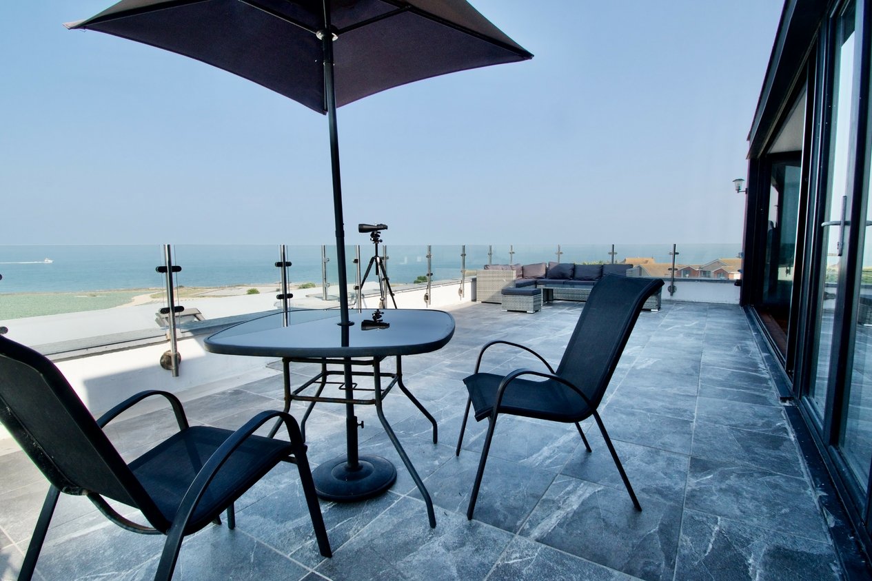 Properties Under Offer in Crescent Road Broadstairs