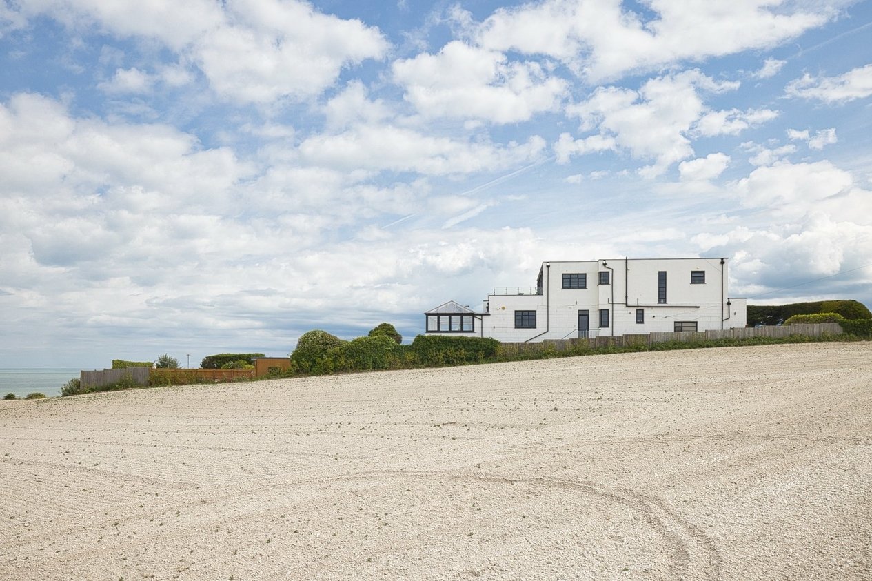 Properties Under Offer in Crescent Road Broadstairs