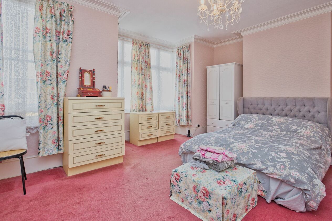 Properties For Sale in Crescent Road  Ramsgate