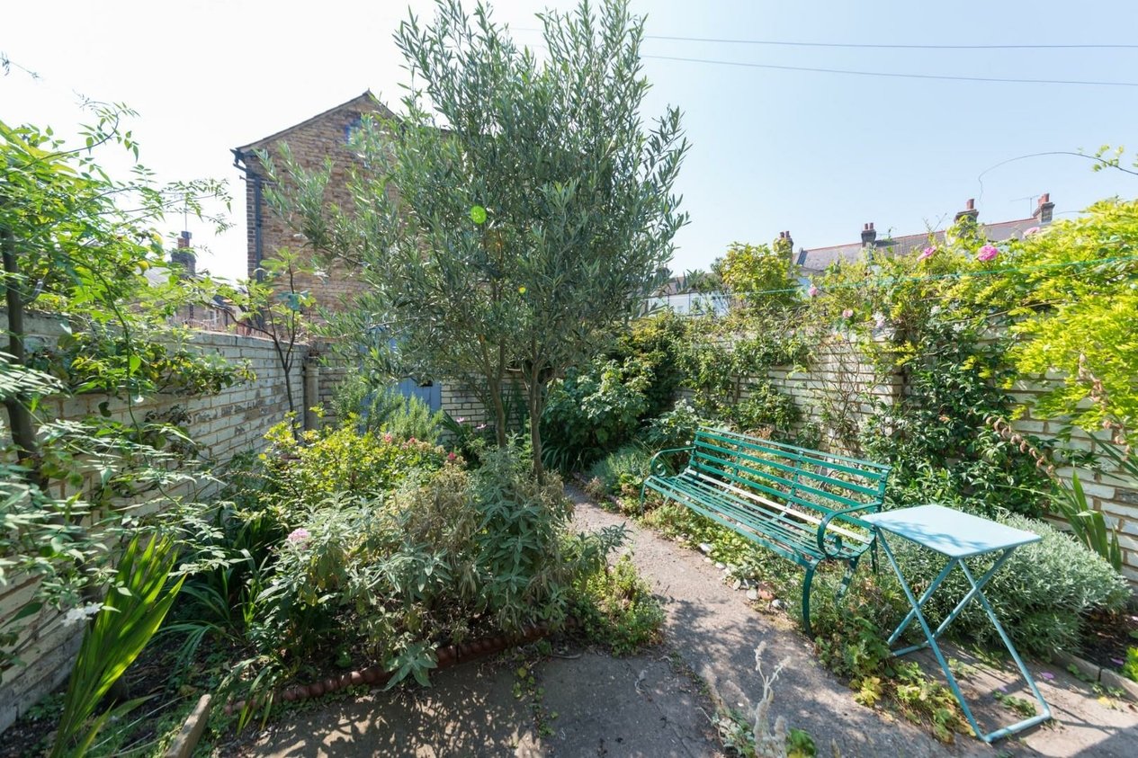 Properties Under Offer in Crescent Road Ramsgate