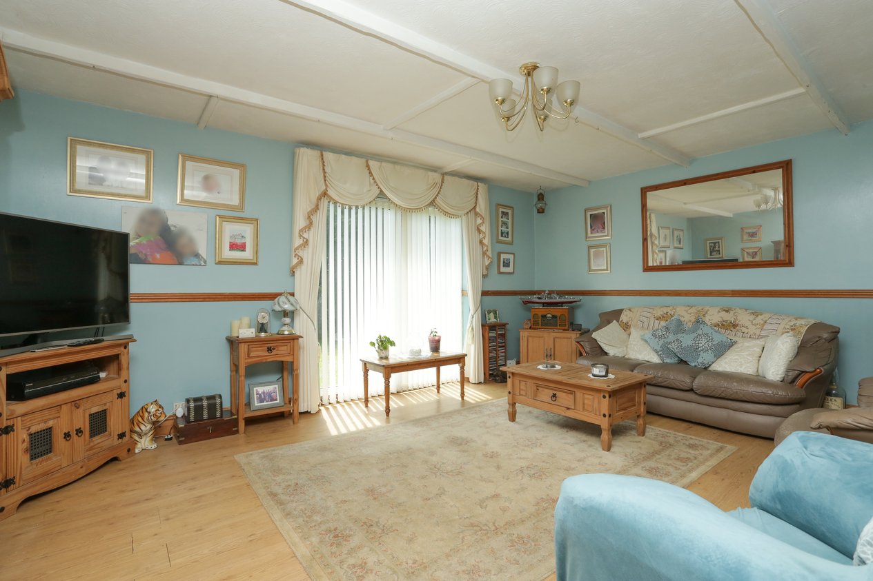 Properties Under Offer in Crete Road East Folkestone