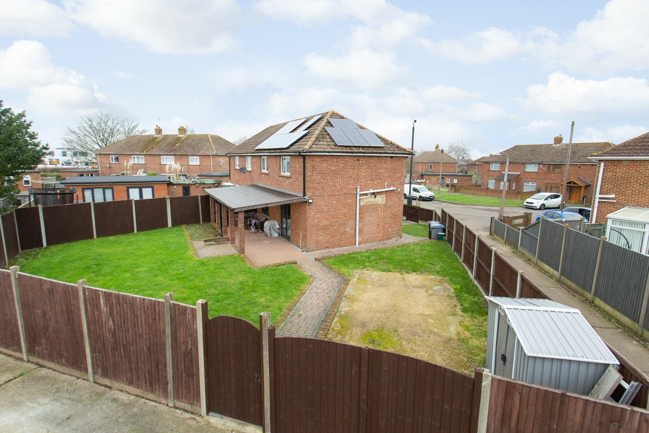Properties For Sale in Cripps Close  Aylesham