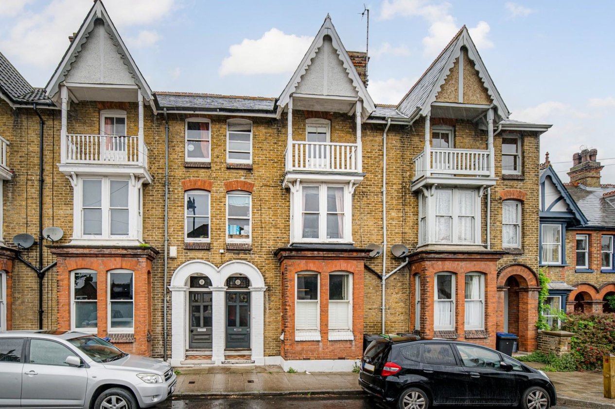 Properties For Sale in Cromwell Road 