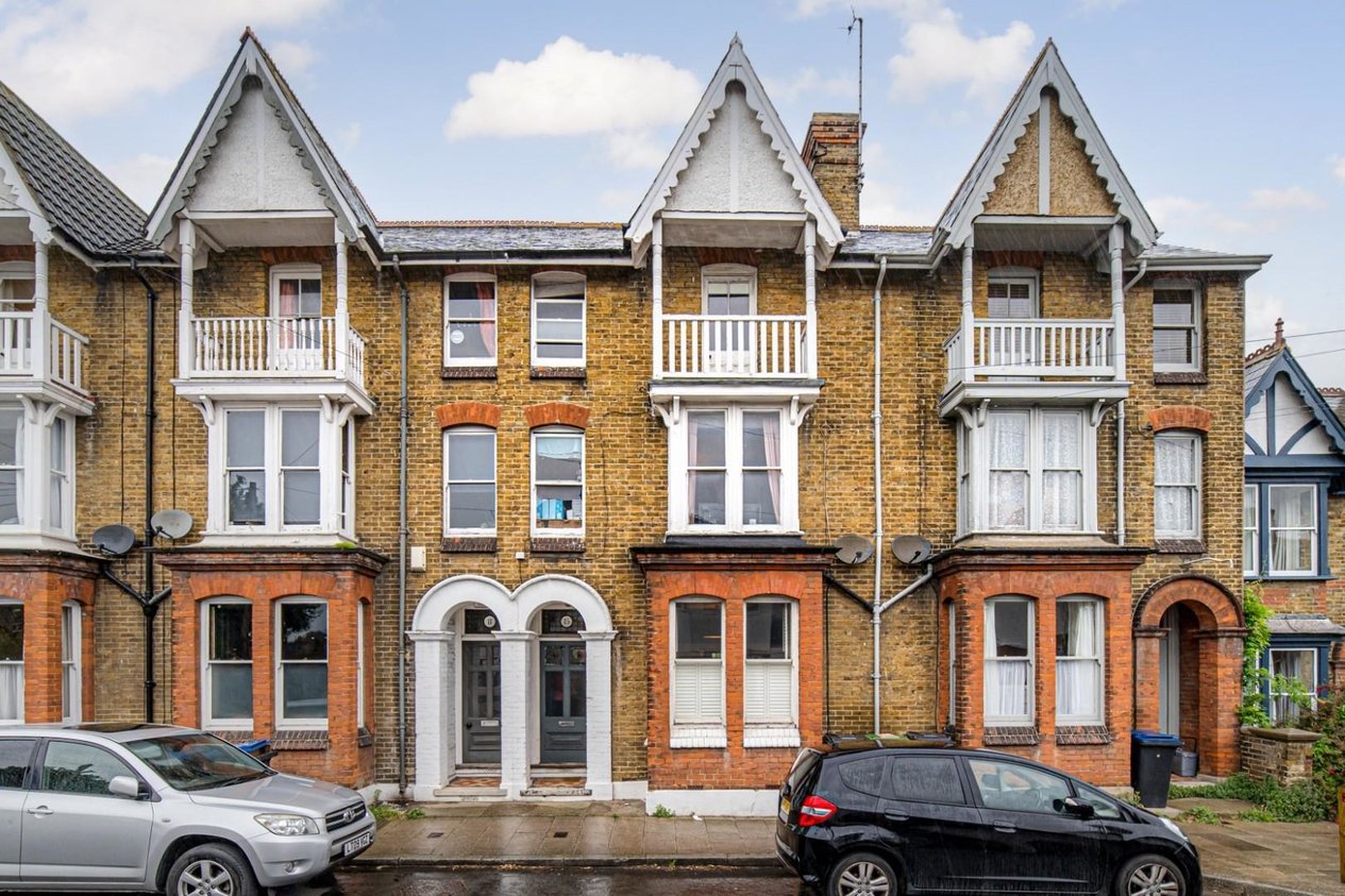 Properties For Sale in Cromwell Road 