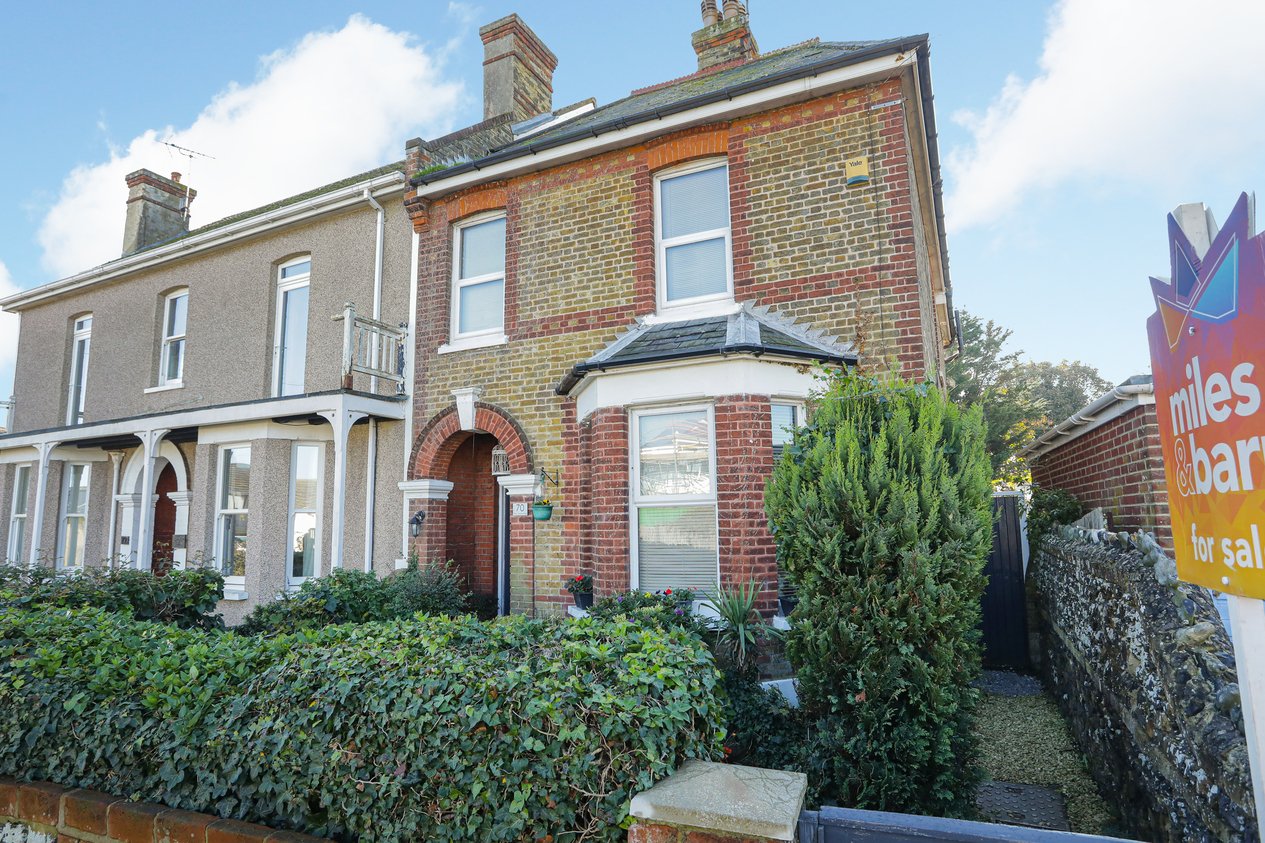 Properties For Sale in Cross Road Birchington