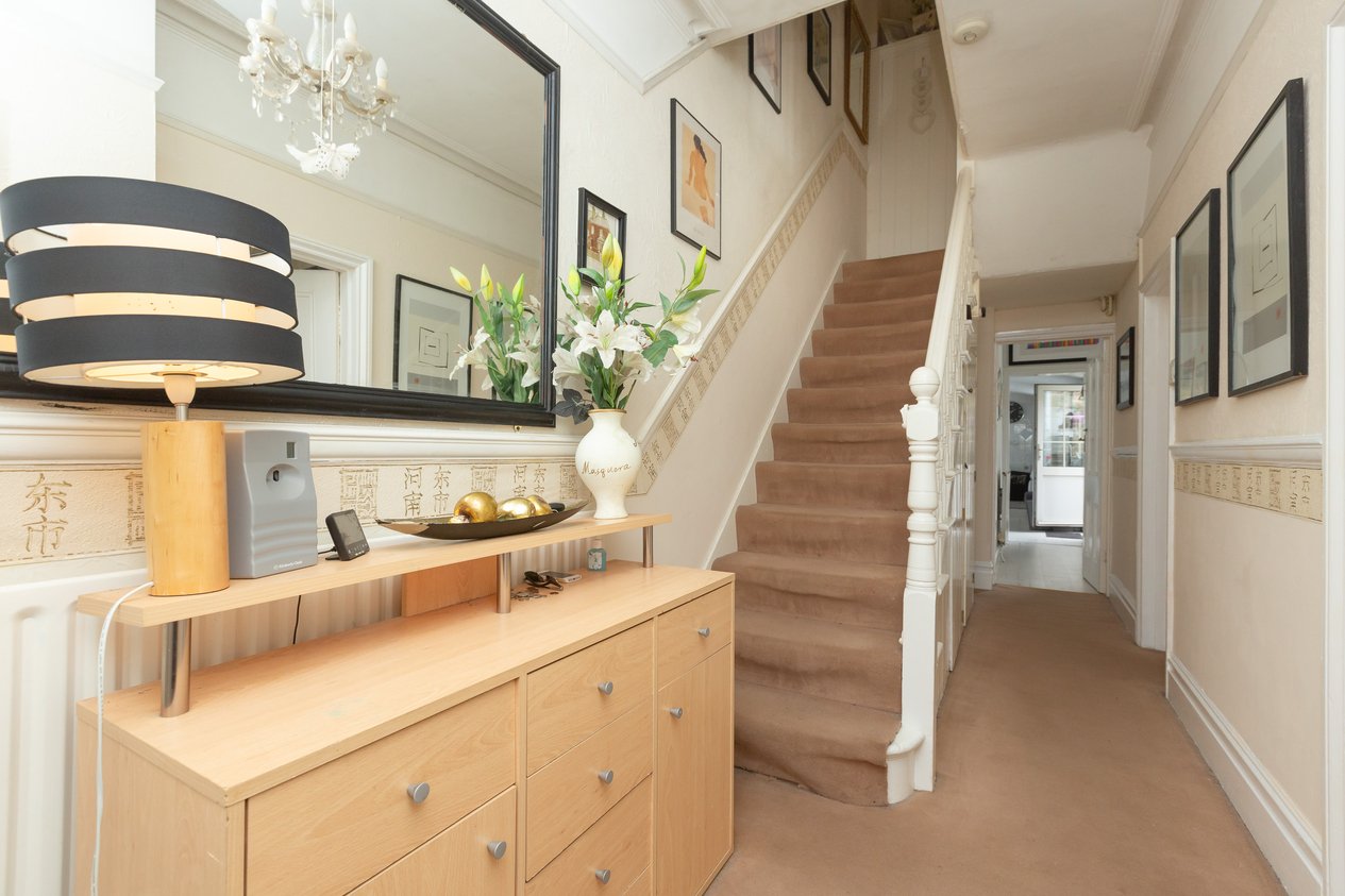 Properties For Sale in Cross Road Birchington