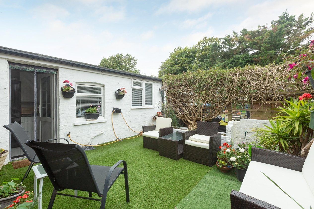 Properties For Sale in Cross Road Birchington