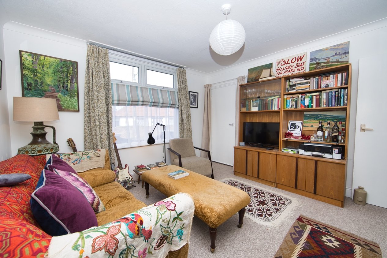 Properties Under Offer in Cross Road Deal
