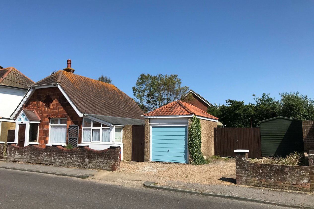 Properties Under Offer in Cross Road Deal