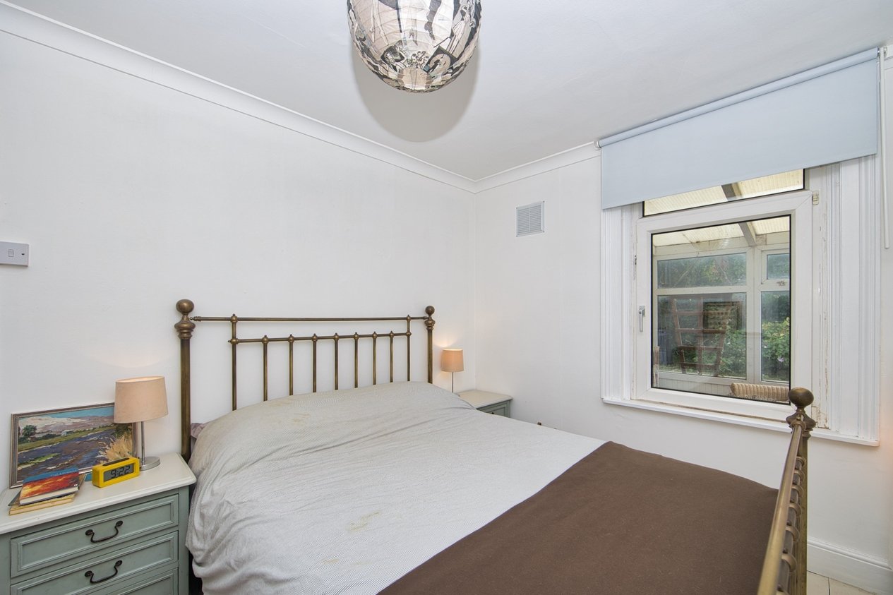 Properties Under Offer in Cross Road Deal