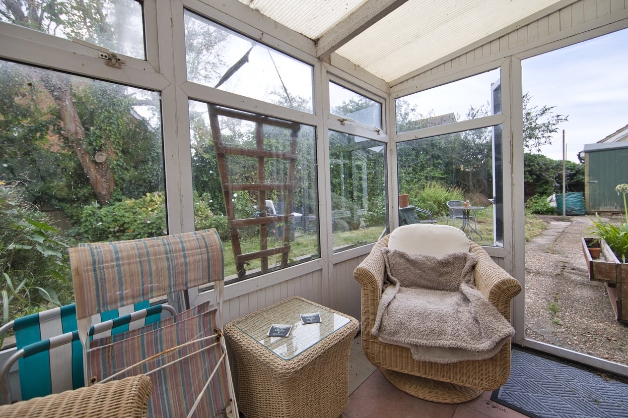 Properties Under Offer in Cross Road Deal