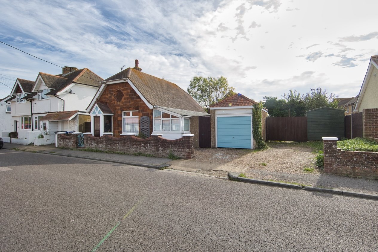Properties Under Offer in Cross Road Deal