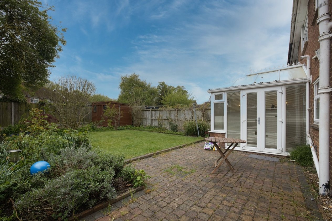 Properties Under Offer in Crown Gardens Canterbury