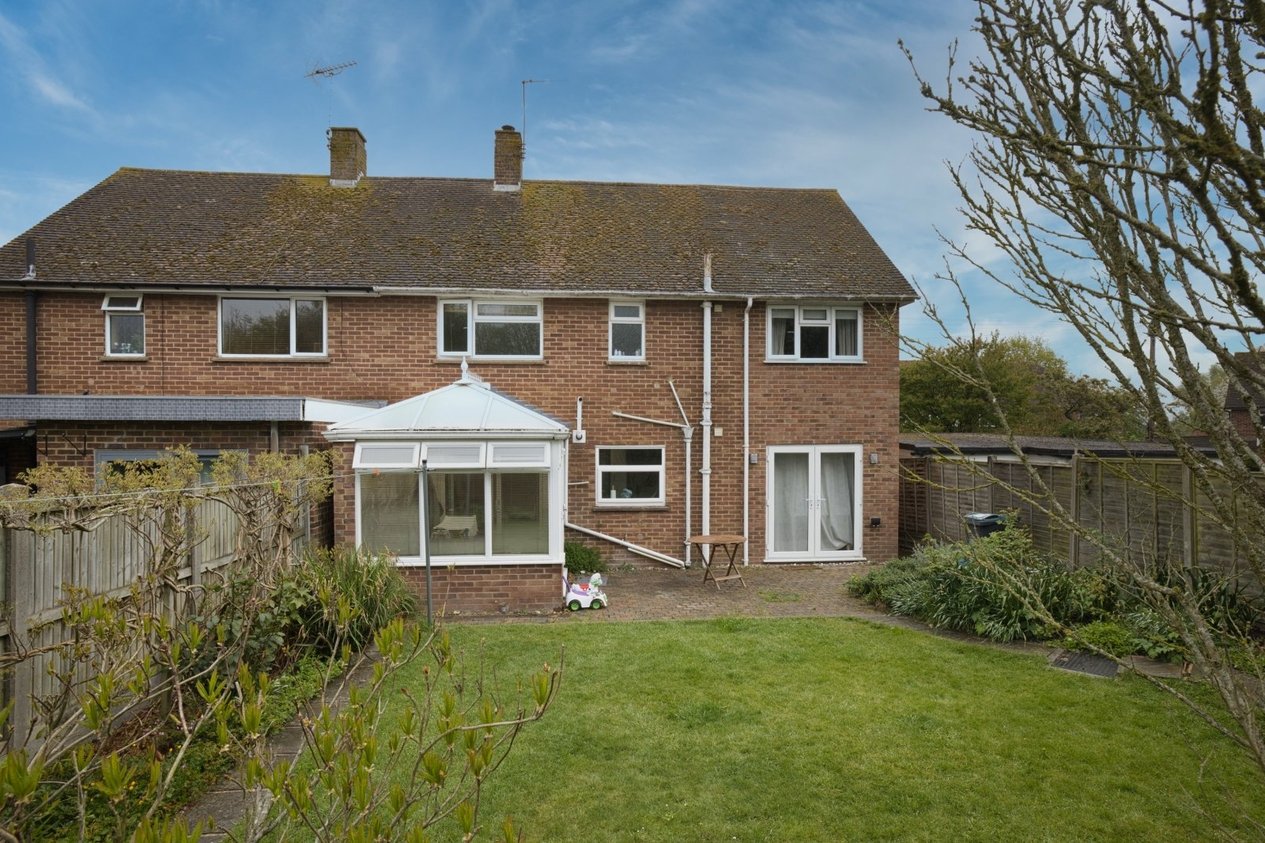 Properties Under Offer in Crown Gardens Canterbury